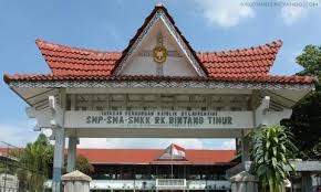 PERPUSTAKAAN SMA SWASTA RK BINTANG TIMUR PEMATANGSIANTAR